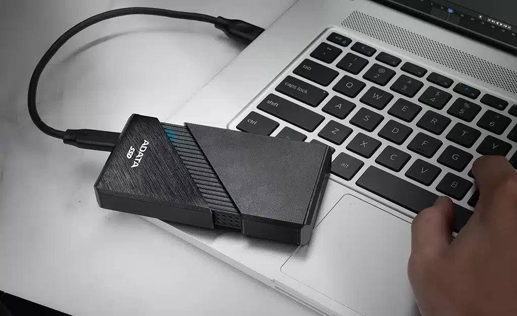 ADATA SE920 — первый накопитель с интерфейсом USB4